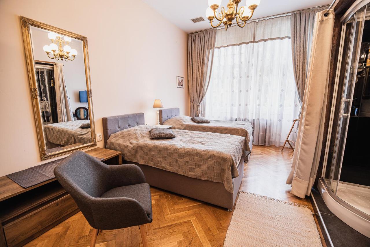 Guest House Veronika Kocevje Extérieur photo