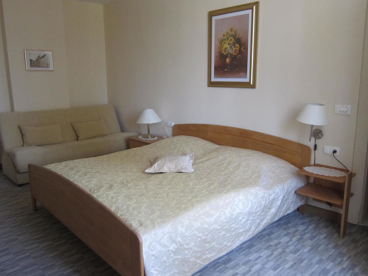 Guest House Veronika Kocevje Extérieur photo